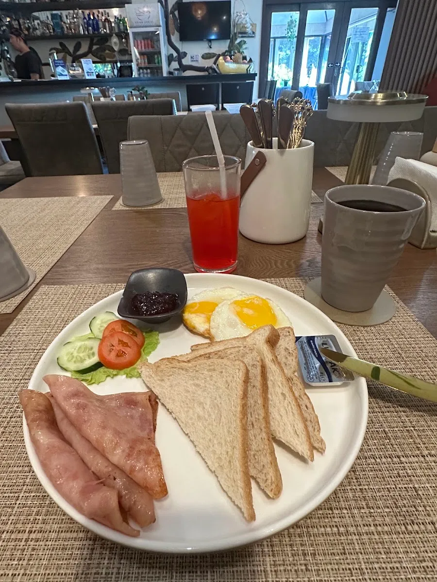 Breakfast in the lounge