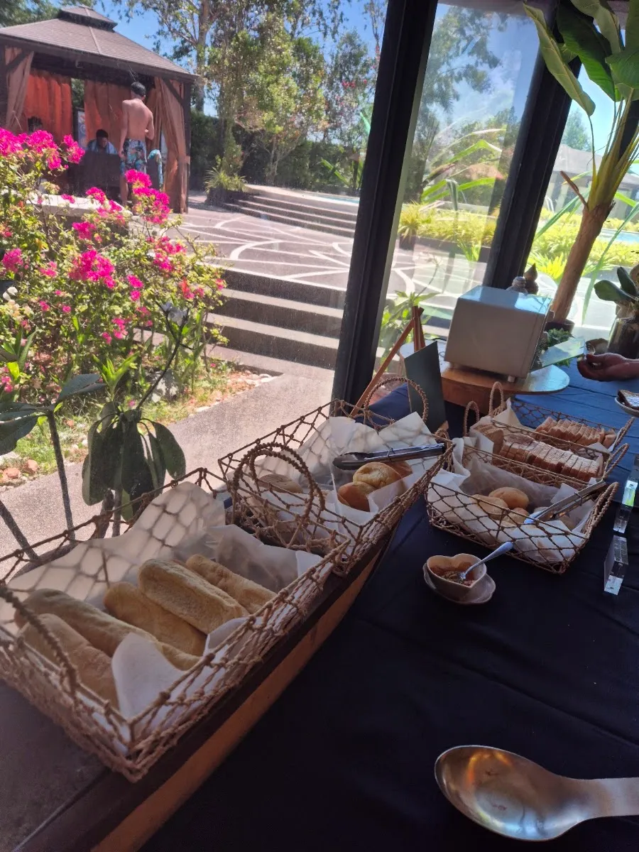 Bread baskets by the window onto the garden