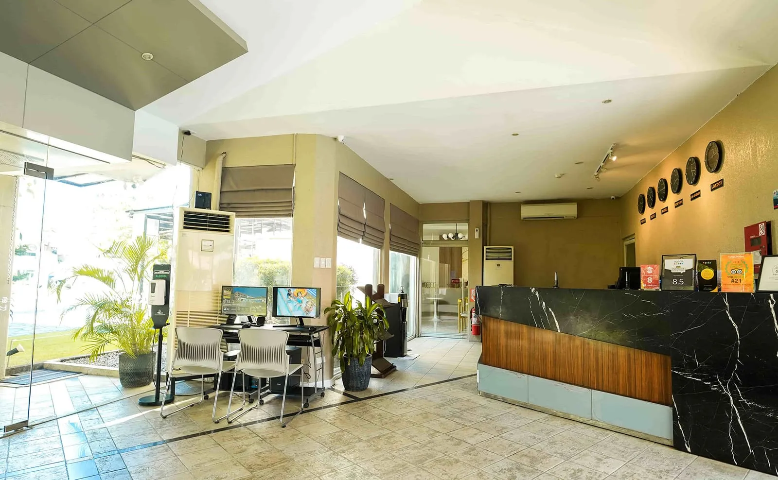Court Meridian Hotel & Suites, view 3