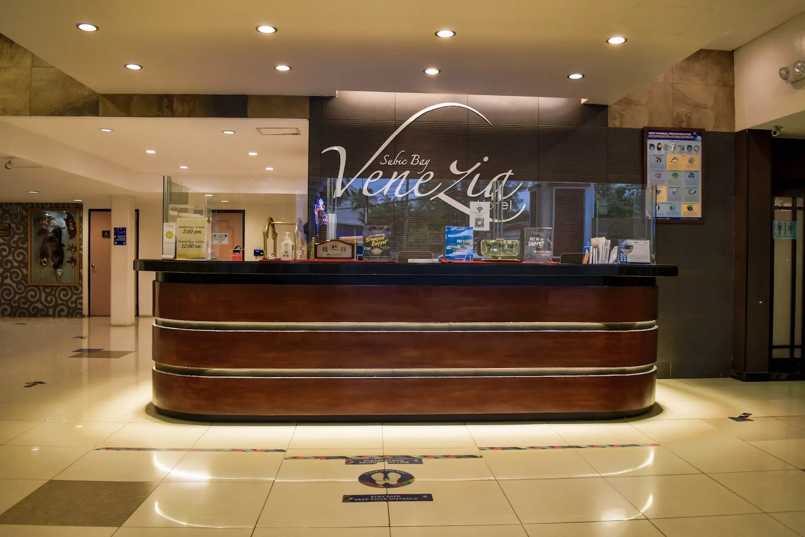 Lobby reception desk