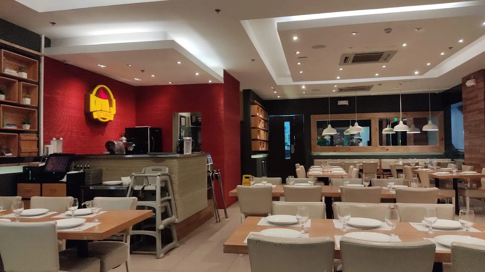 Dining room interior