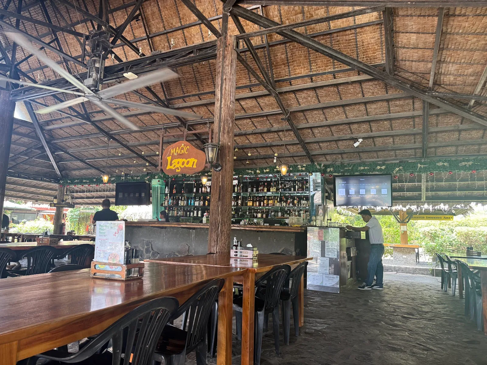 Open-air dining hall and bar