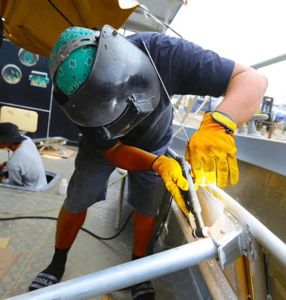 Welding a hull section