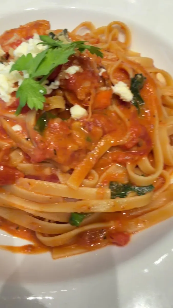 Pasta with tomato sauce