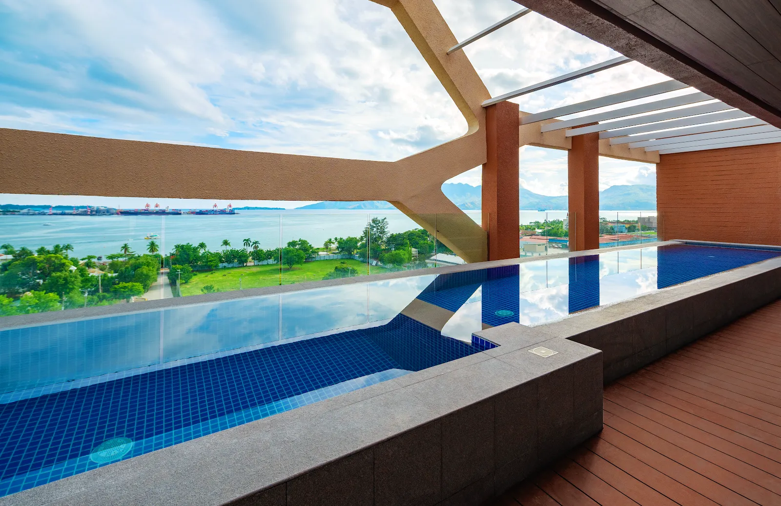 Rooftop infinity pool