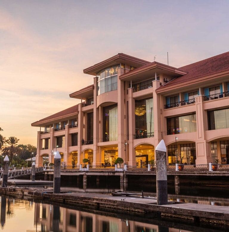Subic Bay Yacht Club — Things to Do